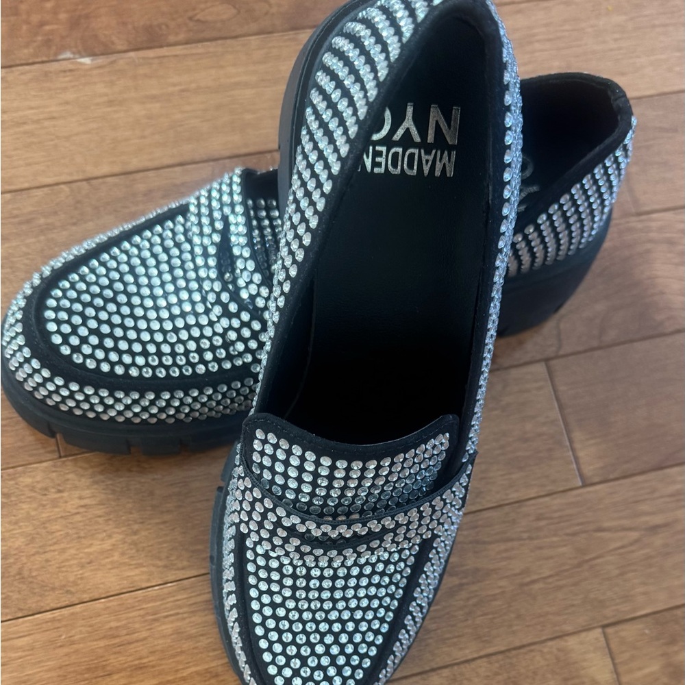 Steve Madden Black and Silver Women's Loafers